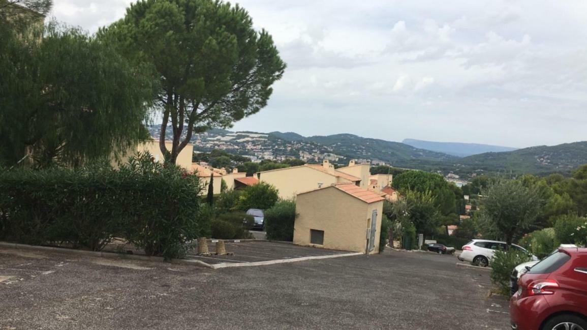 T2 Rez de jardin 300m Plage de Beaucours Sanary sur Mer Exterior foto